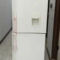 یخچال فریزر کاملا سالم