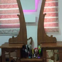 اینه و میز ارایش
