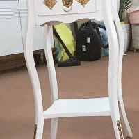 میز تلفن و اواژور