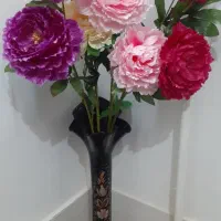 گل وگلدان