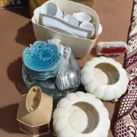 تعدادی ظرف