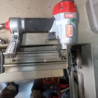میخکوب و منگنه کوب