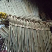 جارو دستی و کنار نبوگ