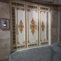 نقاشی و رنگ‌کاری درب و پنجره و ساختمان