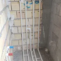 اجرای لوله کشی آب و شوفاژ سفید