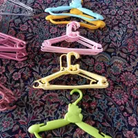 چوب لباسی پلاستیکی