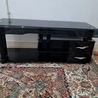 میز تلویزیون شیشه ای