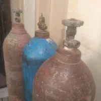 مشتری انواع کپسول و اکسیژن هستم