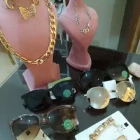 عینک مارک دار نو مغازه