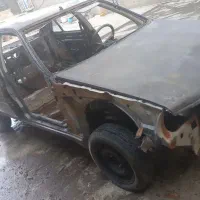 پژو ۴۰۵ مدل ۸۱ انژکتور ۱۸۰۰ کار دار
