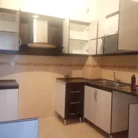 کلیه خدمات نظافتی منزل و پله توسط کارگرجوان