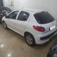 ۲۰۷اتوماتیک مدل۹۷ خیلی تمیز۱۶۷تاکار