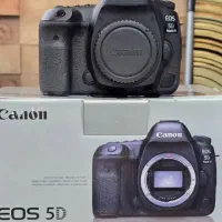 دوربین کنون مارک فور