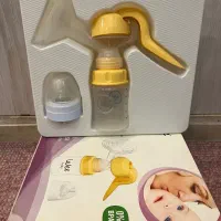 شیردوش دستی برند Wee Baby در حد نو + جعبه