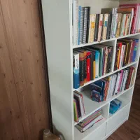 کتابخونه کاملا سالم