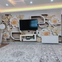 کاغذدیواری و رنگ آمیزی ساختمان
