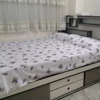 تخت خواب دونفره با چوب تمام mdf با میز ارایش