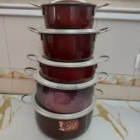 یک سرویس قابلمه آلمینیوم در حد نو