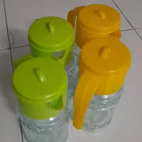 ۴ عدد پارچ شیشه ای درب دار