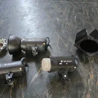 فلاش عکاسی گودکس sk 300  s&s
