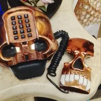 تلفن رومیزی عتیقه