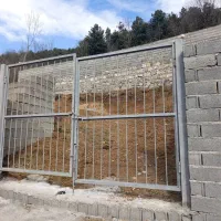 زمین مسکونی چهاردیواری فروشی
