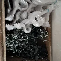 گیره و رگال لباس زیر.مانکن.آویز لباس.جا لباسی.چوب