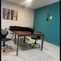 میز کنفرانس دارای شلف و پایه فلز مدیران صنعت