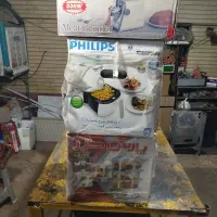 یک عدد چرخ گوشت ویک عدد سرخ کن ویک عدد بخارپز