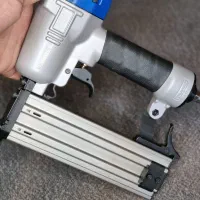 میخکوب اسکا ۵۰ ویوارکس
