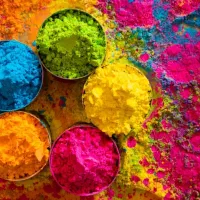 رنگ های خوراکی(انواع رنگ،طعم دهنده و اسانس