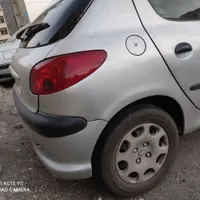 ۲۰۶ مدل ۸۲