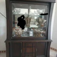 بوفه تمام چوب قسمت پایین و بالا جدا میشه