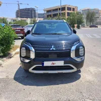 اوتلندر ۲۰۲۴ (جهان خودرو)