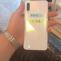 سامسونگ Galaxy A30s با حافظهٔ ۱۲۸ گیگابایت