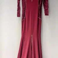 لباس|لباس|مشهد, طبرسی شمالی|دیوار