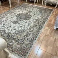 دو عدد فرش ۶ متری
