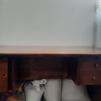 میزتحریر وکنابخانه چوبی