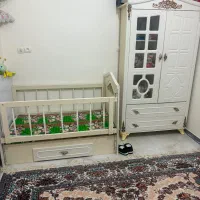 تخت و کمد کودک