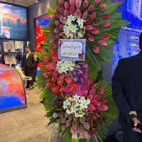 کد66 تحویل داخل نمایشگاه تاج گل دسته ارسال رایگان