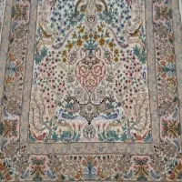 یک قالی دستباف ۱۰ تایی. یک خفتی ریز  بسیار تمیز