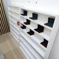 دو عدد قفسه ویترینی mdf نو و تمیز
