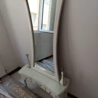 آینه شمعدان و میز