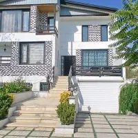 فـروش-ویـلای-دوبلکس-مهرآباد-رودهن