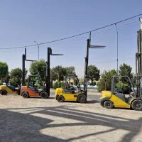 اجاره لیفتراک   تخلیه بارگیری تمام نقاط استان یزد