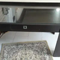 میز MDF به همراه شیشه، رنگ ونگه