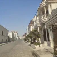 200-متر-زمین-بر-بلوار-قریب-قابل-تهاتر-با-اپارتمان