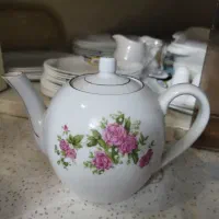 قوری گلسرخی