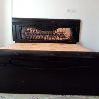 تخت دونفره چوب