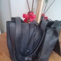 کیف تمام چرم و مینیمال